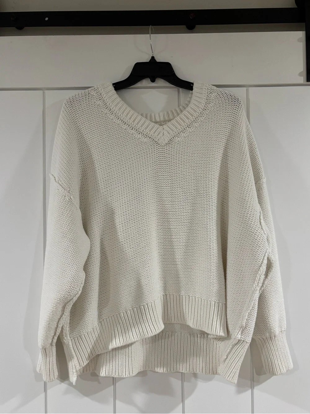 Free People Oversized V-Neck Pullover in Cream Size M
